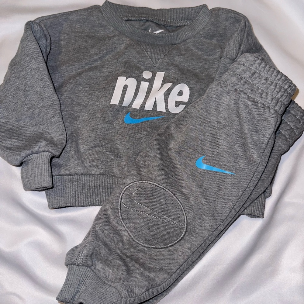 Nike Gray Sweatsuit